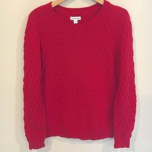 Beautiful red knit CROFT&BARROW holiday sweater